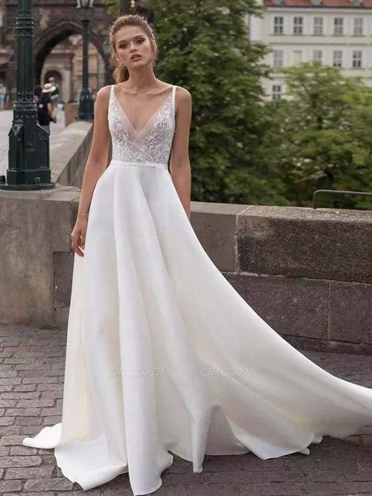 Chicloth Gorgeous V-Neck Lace Ruffles Wedding Dresses
