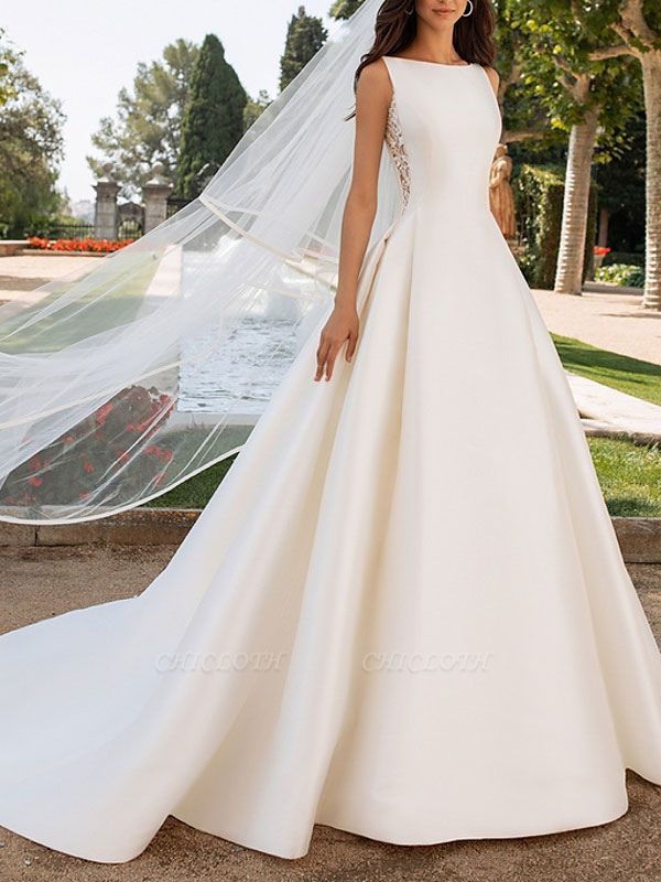 Ivory Bridal Dresses A Line With Chapel Train Sleeveless Lace High Collar Wedding Gowns