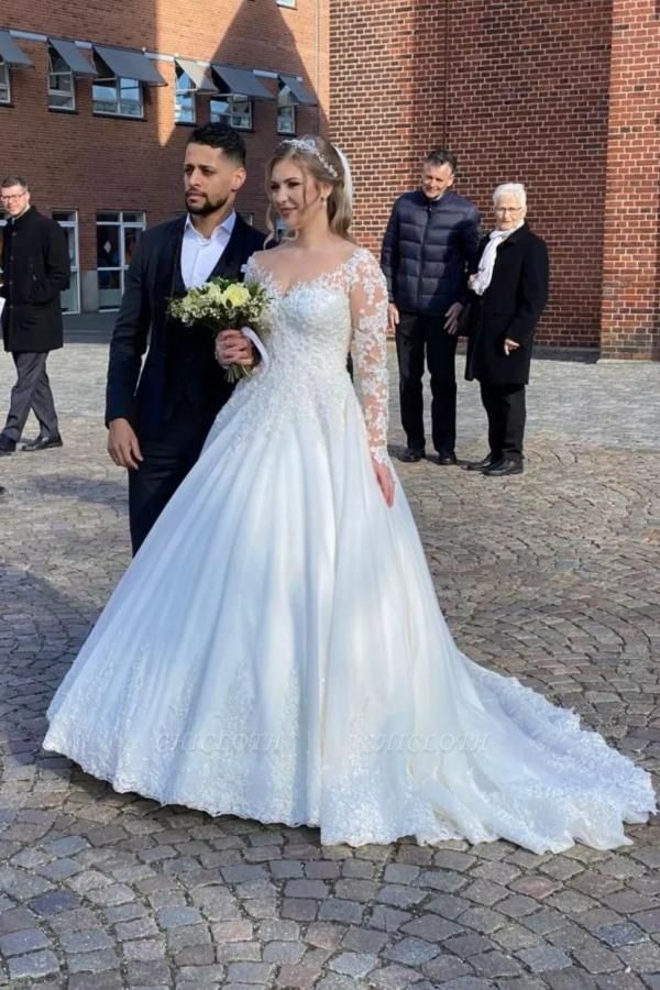Decent  Off-the-shoulder Long Sleeve Floor-length Wedding Dresses with Split