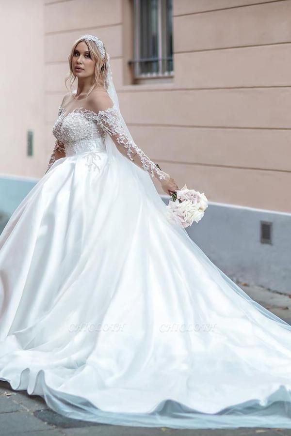 Elegant Chapel Off the Shoulder A-Line Long Sleeves Lace Ball Gown Wedding Dresses with Appliques