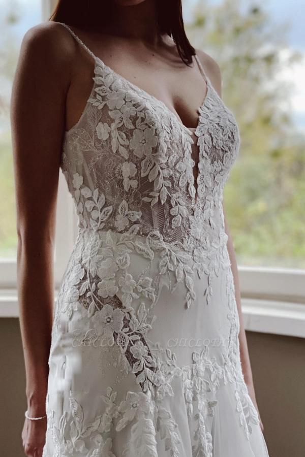 Chic Spaghetti Strap A-Line Sleeveless Wedding Dress with Appliques