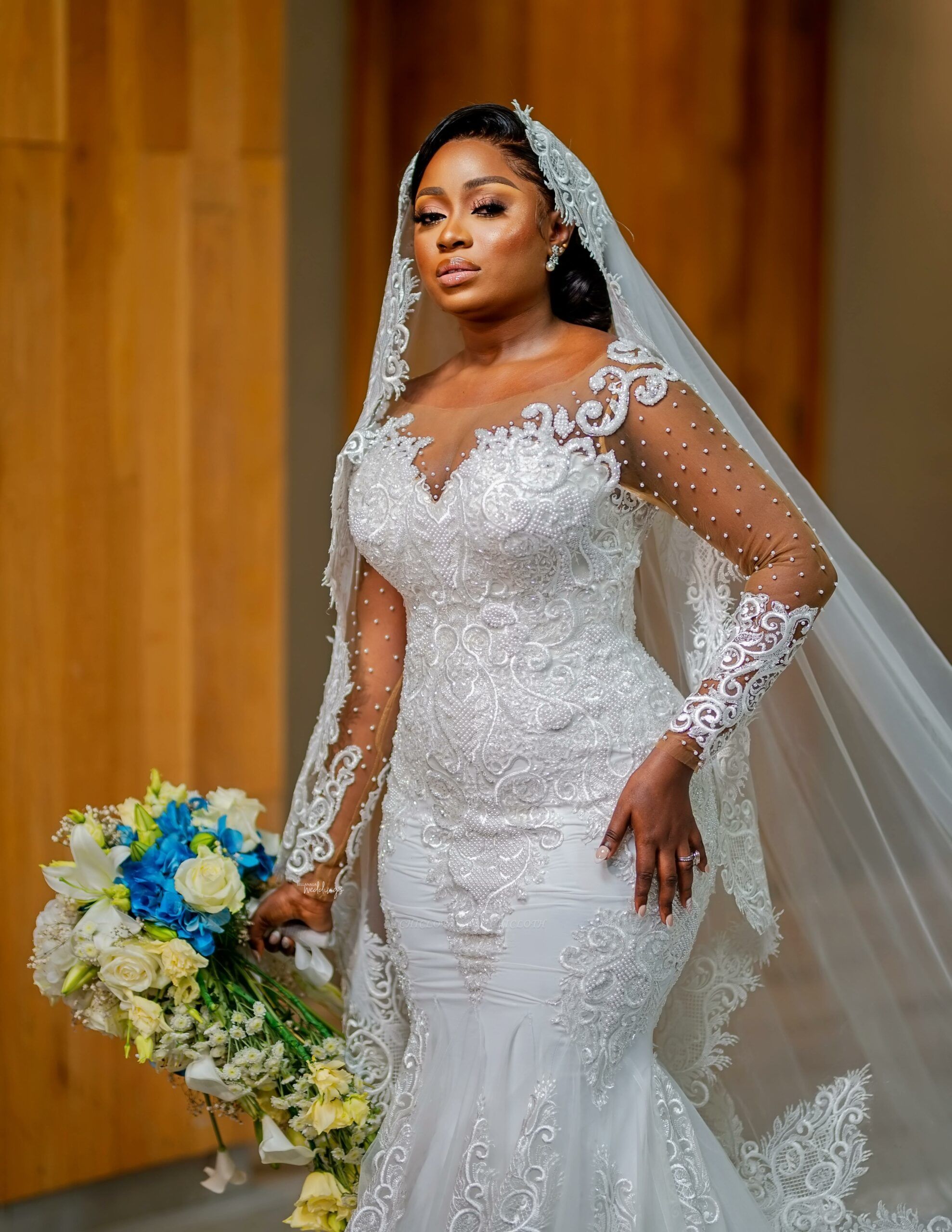 Charming Beading Sweetheart Mermaid Long Sleeve Chapel Lace Wedding Dress