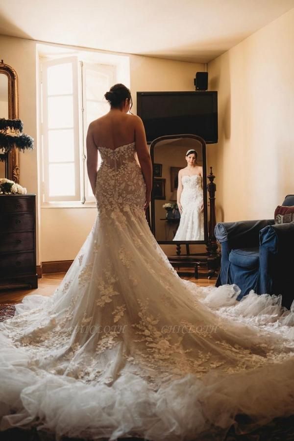 Elegant Sweetheart Mermaid Chapel Lace Wedding Dresses with Appliques