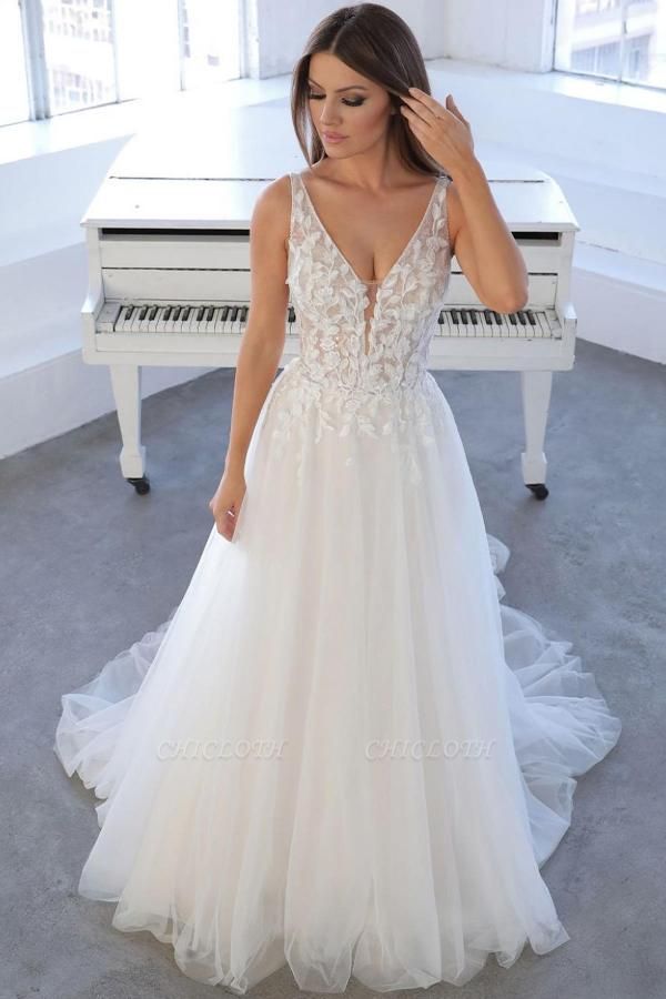 Exquisite V-Neck Chapel Train Sleeveless A-Line Tulle Wedding Dress with Appliques