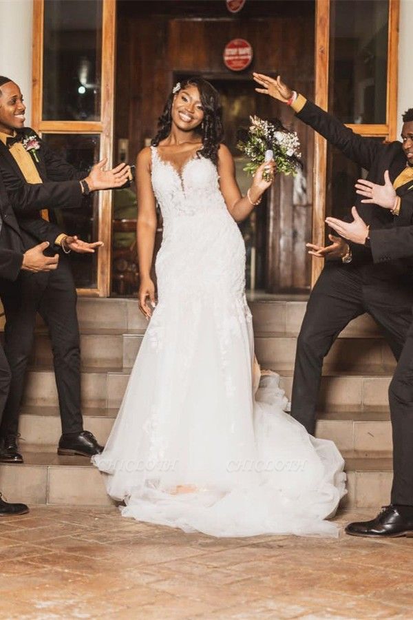Elegant Sweetheart Straps Chapel Train A-Line Tulle Wedding Dress