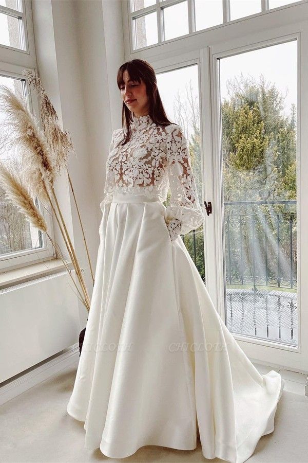 Charming Long Sleeves High Neck Wedding Dress Lace with Appliques