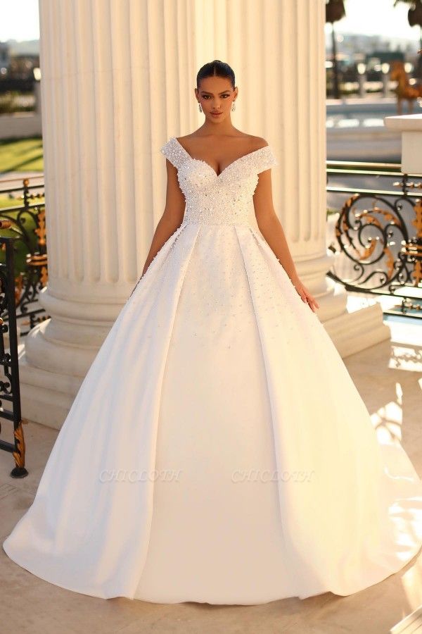 Elegant sweetheart capsleeves ballgown satin wedding dress sequined