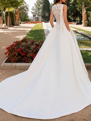 Ivory Bridal Dresses A Line With Chapel Train Sleeveless Lace High Collar Wedding Gowns_2