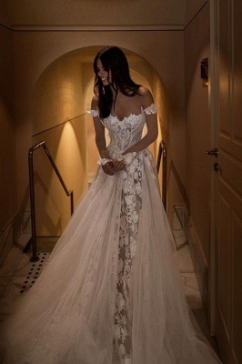 Gorgeous Off Shoulder Long Sleeve A Line Lace Wedding Dresses_1