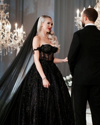 Gorgeous Black Off-the-Shoulder Ball Gown Sequin Wedding Dresses_3