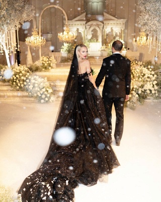 Gorgeous Black Off-the-Shoulder Ball Gown Sequin Wedding Dresses_2