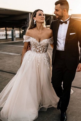 Unique Off-the-shoulder Sleeveless Empire Wedding Dress with Lace_1
