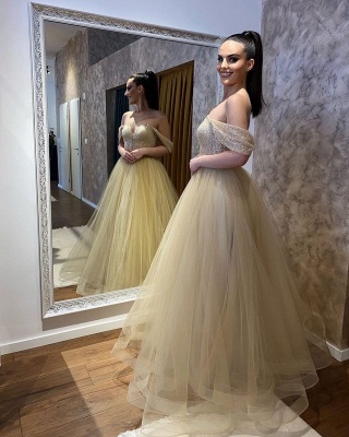 Champagne Sweetheart Off-the-Shoulder Tulle Ball Gowns Wedding Dresses_3