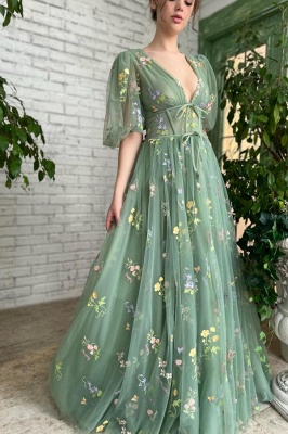 Exquisite Green Long Sleeves A-Line V-Neck Tulle Prom Dresses Evening Dresses with Ruffles_2