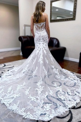 Charming Spaghetti Strap Chapel Train Sleeveless Backless Lace Wedding Dress with Appliques_2