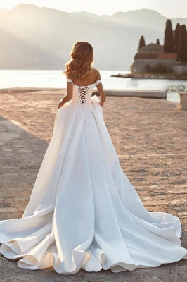Elegant Off the Shoulder Chapel Train A-Line Sweetheart Satin Wedding Dress with Appliques_2