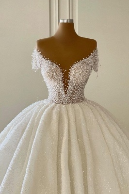 Gorgeous Off the Shoulder Strapless Ball Gown Wedding Dress with Ruffles_2
