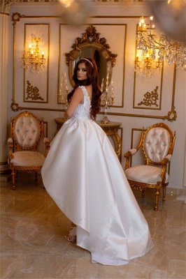 Chic V-Neck Straps Sleeveless Hi-Lo Satin Wedding Dress_4