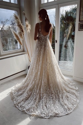 Champagne A-line Floor Length Straps V-neck Wedding Dress_2