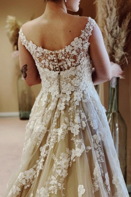 Elegant sweetheart capsleeves A-line lace wedding dress_5