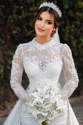 Charming A-Line Jewel Long Sleeves Wedding Dress with Chapel Train_3