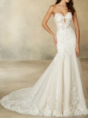 A-Line Wedding Dresses Sweetheart Neckline Court Train Tulle Strapless Formal Plus Size_2