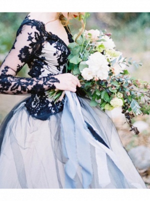 Ball Gown Wedding Dresses V Neck Sweep \ Brush Train Polyester Long Sleeve Formal Plus Size Black Modern_1