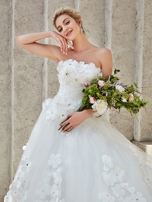 Ball Gown Wedding Dresses Strapless Court Train Tulle Strapless Country Glamorous Plus Size_19